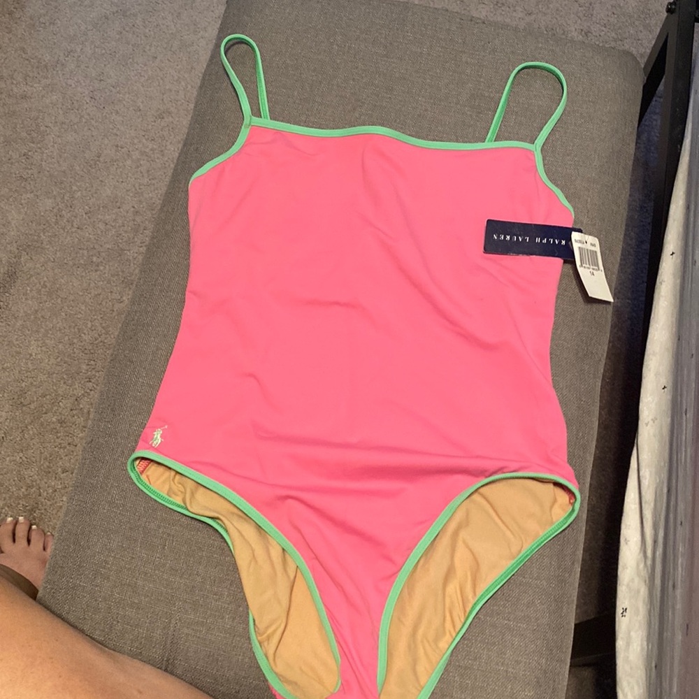 Bathing suit